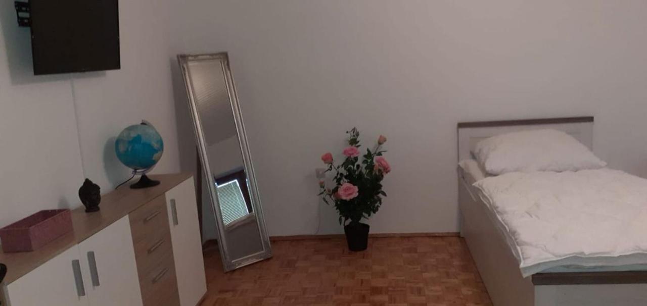 Kurp - Pokoje Goscinne, Wyst Faktury Ostroleka  Exterior foto